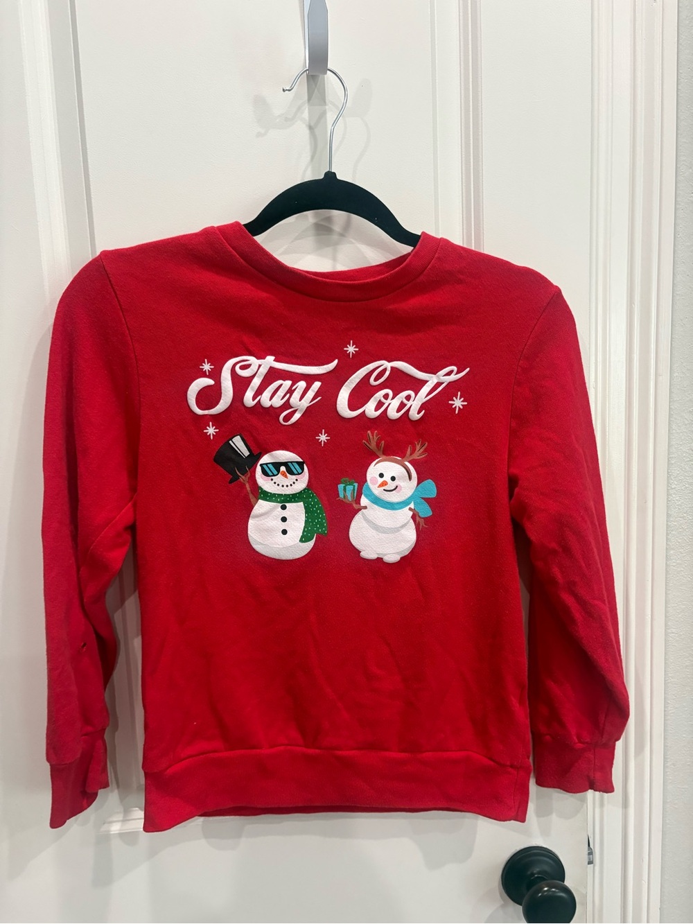 Stay Cool red snowman sweatshirt Youth medium GUC brand tag cutout